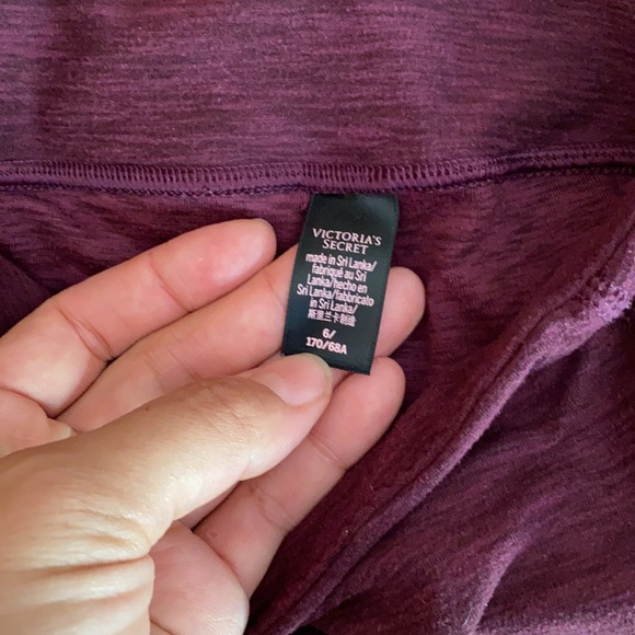 Incredible Essential Legging - Picture 4 of 4